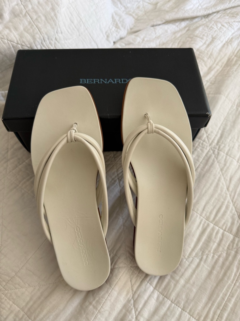 Bernardo Off-White Leather Square Toe Thong Sandals
